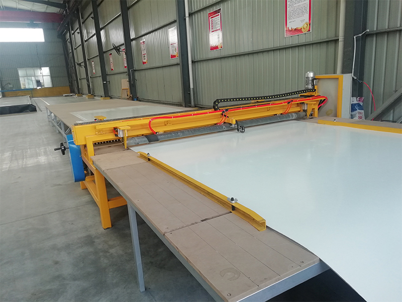 Automatic rolling shear